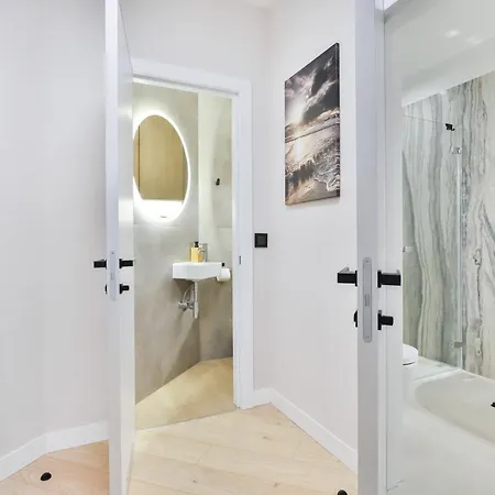 Luxury Tarasy Baltyku With Stunning Views & Sauna & Gym By Renters Prestige 아파트 *