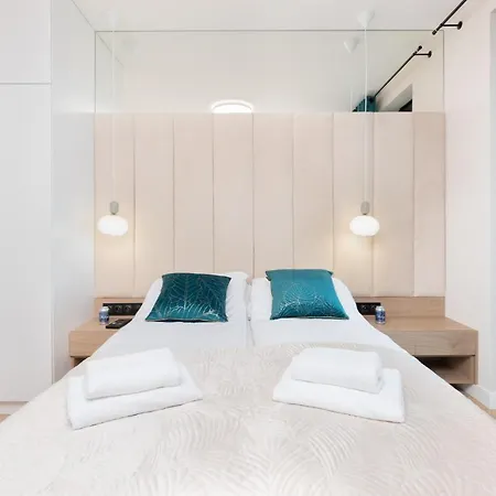 아파트 Luxury Tarasy Baltyku With Stunning Views & Sauna & Gym By Renters Prestige